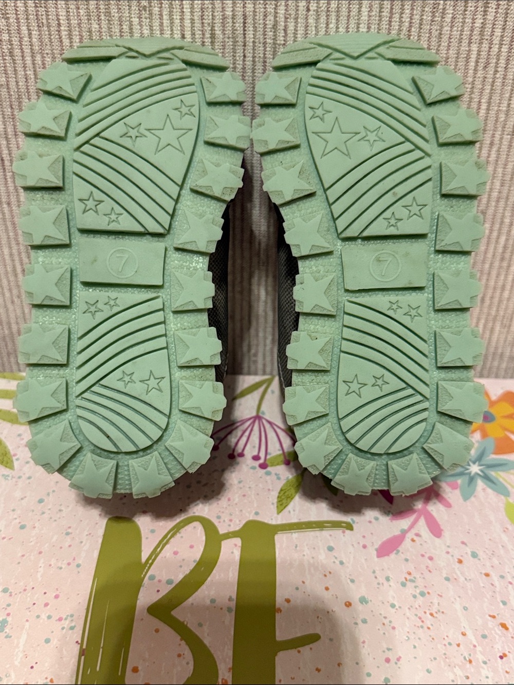 Carter’s Gray and Mint Slip-On Sneakers for Little Girls - Picture 4 of 6